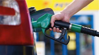 Pretul la carburanti pentru 17 martie. Vezi cu cat s-a ieftinit benzina si motorina - FOTO Pretul la carburanti pentru 17 martie. Vezi cu cat s-a ieftinit benzina si motorina - FOTO