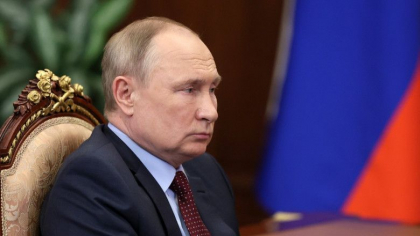 Senatul Statelor Unite a votat pentru a-l declara pe Putin criminal de razboi, in timp ce rusii ataca necontenit Ucraina Senatul Statelor Unite a votat pentru a-l declara pe Putin criminal de razboi, in timp ce rusii ataca necontenit Ucraina