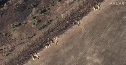 Rusia construieste transee pentru a-si proteja pozitiile militare la nord-vest de Kiev, arata imaginile din satelit Rusia construieste transee pentru a-si proteja pozitiile militare la nord-vest de Kiev, arata imaginile din satelit