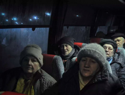 „Am stat 10 zile in subsol, fara apa si curent”. Marturiile oamenilor care au reusit sa fuga din Mariupolul asediat