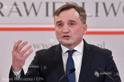 Ministrul justitiei din Polonia acuza UE si pe Merkel ca ''au construit puterea lui Putin'' Ministrul justitiei din Polonia acuza UE si pe Merkel ca ''au construit puterea lui Putin''