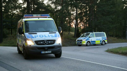Atac cu un topor la o scoala din Suedia. Doua femei au fost omorate de un adolescent de 18 ani