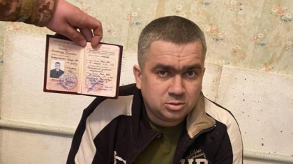 Ucrainenii au capturat un ofiter rus de rang inalt. Acesta purta lenjerie de corp a armatei ucrainene - FOTO