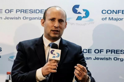 Bennett: Rusia nu mai vrea sa-l inlocuiasca pe Zelenski sau sa demilitarizeze Ucraina
Bennett: Rusia nu mai vrea sa-l inlocuiasca pe Zelenski sau sa demilitarizeze Ucraina