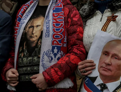 „Frigiderul va bate televizorul”. Un jurnalist pus pe lista neagra de Moscova anunta momentul in care rusii se vor intoarce impotriva lui Putin „Frigiderul va bate televizorul”. Un jurnalist pus pe lista neagra de Moscova anunta momentul in care rusii se vor intoarce impotriva lui Putin