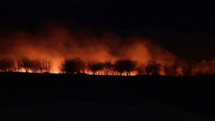 Incendiu la Floresti. Inspectoratul pentru Protectia Mediului: "Focul a distrus totul, pina si unele gospodarii" - FOTO/VIDEO