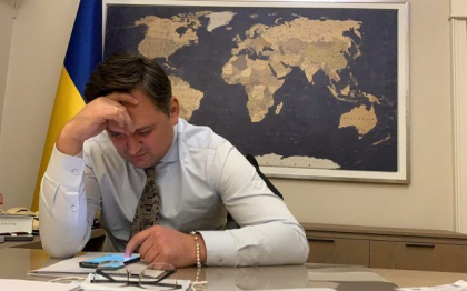 Ministrul de Externe ucrainean, despre plata gazului rusesc in ruble: ”Va fi ca si cum ar ajuta Ucraina cu o mana si cu cealalta ii va ajuta pe rusi sa ucida ucraineni” Ministrul de Externe ucrainean, despre plata gazului rusesc in ruble: ”Va fi ca si cum ar ajuta Ucraina cu o mana si cu cealalta ii va ajuta pe rusi sa ucida ucraineni”