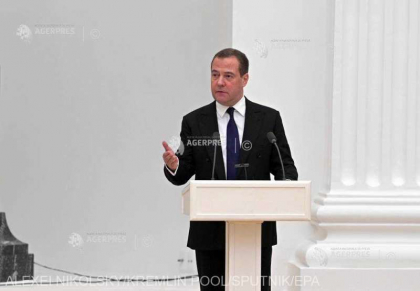 Fostul presedinte rus Dmitri Medvedev spune ca sanctiunile occidentale nu vor influenta Kremlinul