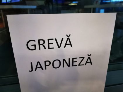 Institutiile de invatamant din Orhei si autoritatile raionale si locale intra in greva japoneza Institutiile de invatamant din Orhei si autoritatile raionale si locale intra in greva japoneza