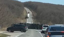 Un camion s-a rasturnat in apropierea localitatii Lozova: masinile nu mai pot trecere pe acolo - FOTO/VIDEO