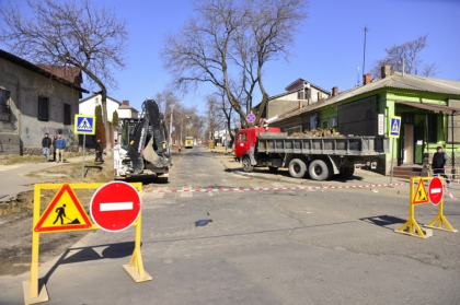 Atentie, soferi! Traficul rutier pe strazile Alexandru cel Bun si Tighina din capitala vor fi suspendate pana in luna mai. Vezi cum va circula transportul public Atentie, soferi! Traficul rutier pe strazile Alexandru cel Bun si Tighina din capitala vor fi suspendate pana in luna mai. Vezi cum va circula transportul public