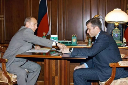 The Times: Vladimir Putin a raspuns brutal dupa ce Abramovich i-a dat un biletel scris de mana de Zelenski 