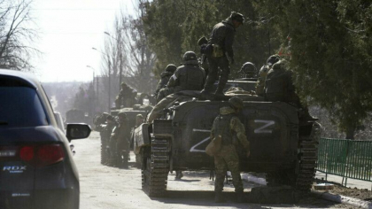 O ucraineanca acuza ca soldatii rusi au violat-o si i-au ucis sotul. „Fiul meu plangea in camera alaturata”