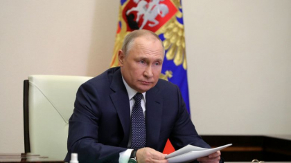 Putin crede ca oprirea gazului rusesc in Europa va duce la „criza alimentara, val migrator, si scaderea drastica a nivelului de trai” Putin crede ca oprirea gazului rusesc in Europa va duce la „criza alimentara, val migrator, si scaderea drastica a nivelului de trai”