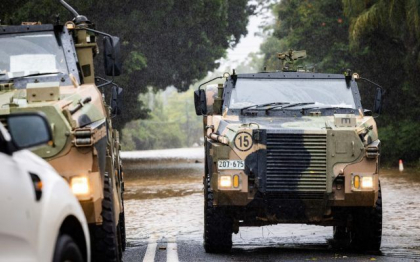 Australia va trimite vehicule blindate Bushmaster in Ucraina Australia va trimite vehicule blindate Bushmaster in Ucraina
