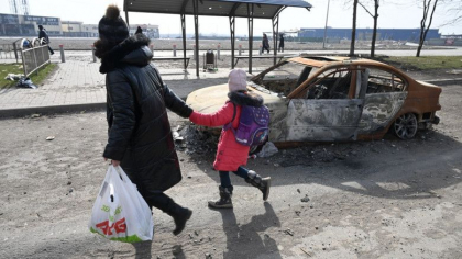 Zelenski i-a cerut lui Macron sa-l convinga pe Putin sa accepte o incetare a focului la Mariupol Zelenski i-a cerut lui Macron sa-l convinga pe Putin sa accepte o incetare a focului la Mariupol