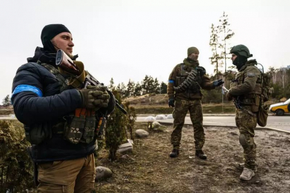 Ucraina revendica noi progrese militare in jurul Kievului. In sud si in est se dau lupte grele Ucraina revendica noi progrese militare in jurul Kievului. In sud si in est se dau lupte grele
