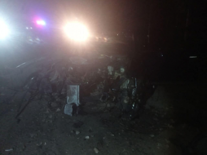 Trei tineri au ajuns la spital, dupa ce masina in care se aflau s-a lovit puternic intr-un copac la Briceni. Soferul era beat, nu avea permis de conducere si se deplasa cu viteza excesiva - FOTO Trei tineri au ajuns la spital, dupa ce masina in care se aflau s-a lovit puternic intr-un copac la Briceni. Soferul era beat, nu avea permis de conducere si se deplasa cu viteza excesiva - FOTO
