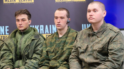 Reuters: Recruti din Donbas, fara antrenament, aruncati direct in lupta, cu pusti din al Doilea Razboi Mondial