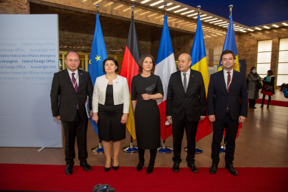 Natalia Gavrilita la Berlin: „Moldova este cea mai vulnerabila din vecinii Ucrainei si nici nu avem o umbrela de securitate” - VIDEO