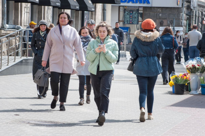 Moldovenii in martie au inceput sa-si caute activ un loc de munca — se datoreaza aceasta oare fluxului de refugiati?