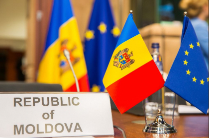 Copresedintii Comitetului Parlamentar de Asociere RM-UE, Mihail Popsoi si Siegfried Muresan sustin o conferinta de presa Copresedintii Comitetului Parlamentar de Asociere RM-UE, Mihail Popsoi si Siegfried Muresan sustin o conferinta de presa