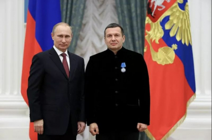 Una dintre vilele din Italia ale jurnalistului Vladimir Soloviov, un prieten si sustinator al lui Putin, a fost tinta unei tentative de incendiere
