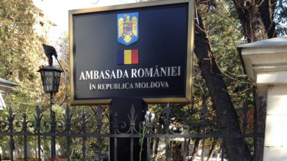 Ambasada Romaniei in Republica Moldova condamna cu fermitate vadalizarea Cimitirului Eroilor Romani din Falesti: „Autoritatile competente vor lua masuri ferme si imediate”
