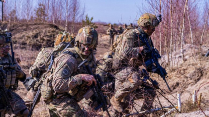BBC: Cum ar putea ajunge NATO sa intre in conflict direct cu Rusia daca razboiul din Ucraina va degenera BBC: Cum ar putea ajunge NATO sa intre in conflict direct cu Rusia daca razboiul din Ucraina va degenera