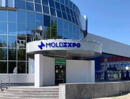 Administratorul Centrului Unic de Gestionare a Crizei, dupa ce o familie de refugiati nu ar fi fost cazata la Moldexpo: „Am auzit despre acest caz din presa”
Administratorul Centrului Unic de Gestionare a Crizei, dupa ce o familie de refugiati nu ar fi fost cazata la Moldexpo: „Am auzit despre acest caz din presa”