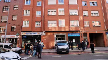Caz socant in Spania. Un moldovean ar fi ucis o fata de 14 ani, apoi s-ar fi injunghiat - FOTO Caz socant in Spania. Un moldovean ar fi ucis o fata de 14 ani, apoi s-ar fi injunghiat - FOTO