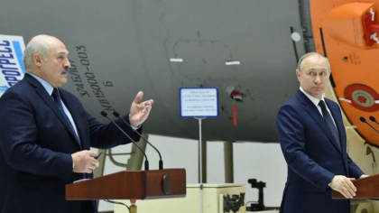 Lukasenko apara decizia lui Putin de a invada Ucraina: „Imaginati-va ce-am fi putut vedea peste o luna”
Lukasenko apara decizia lui Putin de a invada Ucraina: „Imaginati-va ce-am fi putut vedea peste o luna”