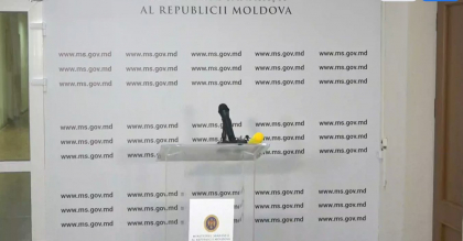 Ministrul Sanatatii, Ala Nemerenco si ministrul Muncii si Protectiei Sociale, Marcel Spatari sustin o conferita de presa