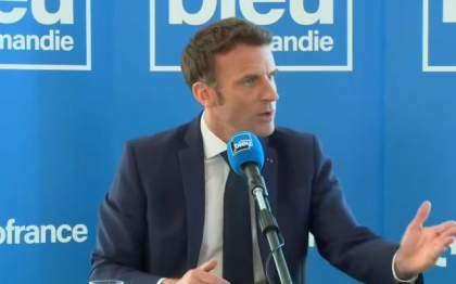 Alegeri prezidentiale Franta: Emmanuel Macron curteaza stanga si o diabolizeaza pe Marine Le Pen Alegeri prezidentiale Franta: Emmanuel Macron curteaza stanga si o diabolizeaza pe Marine Le Pen