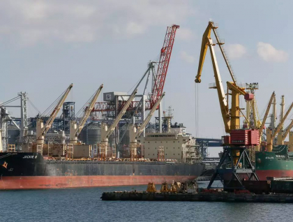 Romania va interzice navele rusesti in porturile din Marea Neagra Romania va interzice navele rusesti in porturile din Marea Neagra