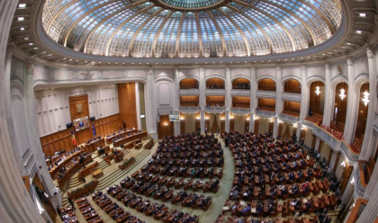 Romania va acorda Republicii Moldova un ajutor financiar de 100 milioane euro. Legea, adoptata de Parlamentul din tara vecina Romania va acorda Republicii Moldova un ajutor financiar de 100 milioane euro. Legea, adoptata de Parlamentul din tara vecina