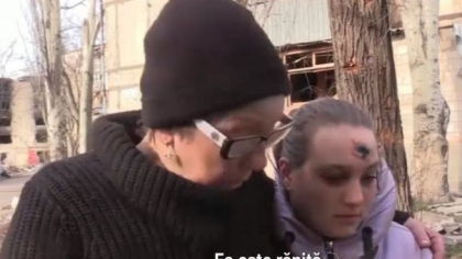 Durerea unei mame din Mariupol care si-a vazut fata ranita: "Bombardamentul a surprins-o cand intra in casa" Durerea unei mame din Mariupol care si-a vazut fata ranita: "Bombardamentul a surprins-o cand intra in casa"