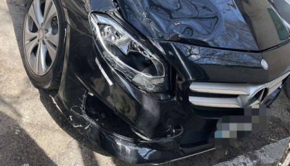 
Accident tragic la Anenii Noi. Un barbat -  lovit mortal de un Mercedes. Soferul a fugit de la locul faptei

