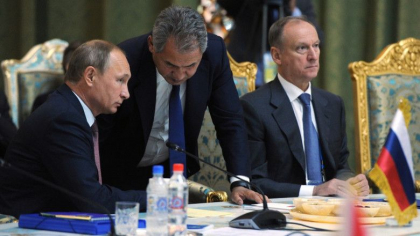 Bloomberg: Culise de la Kremlin. Cum ia Putin deciziile si de ce sunt sanse mici sa fie oprit. „Toti trebuie sa fie de acord”