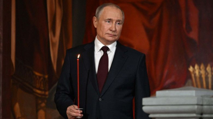 Putin, la slujba de Paste, dupa ce a refuzat un armistitiu: „Aceasta mare sarbatoare trezeste in oameni cele mai luminoase sentimente” Putin, la slujba de Paste, dupa ce a refuzat un armistitiu: „Aceasta mare sarbatoare trezeste in oameni cele mai luminoase sentimente”