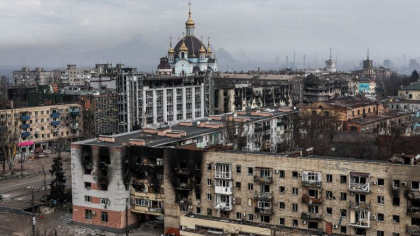 Miracolul din ziua de Paste, in Mariupol. O biserica a ramas in picioare, intr-un cartier distrus de bombardamente - VIDEO
