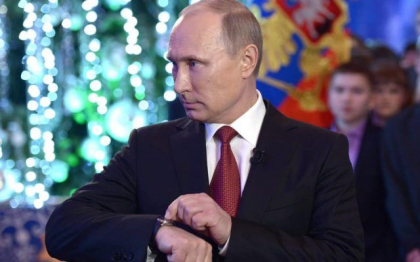 Comentariu al ziarului rus Nezavisimaia Gazeta: Occidentul foloseste impotriva Rusiei tactica favorita a Kremlinului – fara negocieri si fara cedari. Perspectiva trista pentru economia rusa Comentariu al ziarului rus Nezavisimaia Gazeta: Occidentul foloseste impotriva Rusiei tactica favorita a Kremlinului – fara negocieri si fara cedari. Perspectiva trista pentru economia rusa