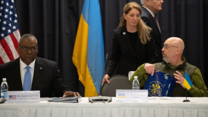 Seful Pentagonului: „SUA sunt decise sa „mute muntii din loc” pentru ca Ucraina sa castige impotriva Rusiei”
