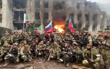 Vladimir Putin l-a facut „Erou al Rusiei” pe un deputat cecen ce s-a oferit voluntar in Ucraina. Ce spune Ramzan Kadirov despre el