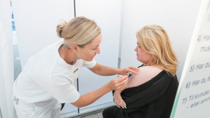 Danemarca devine prima tara din lume care isi suspenda programul de vaccinare impotriva Covid-19 Danemarca devine prima tara din lume care isi suspenda programul de vaccinare impotriva Covid-19