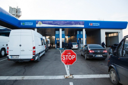 Scutiri de la plata taxelor de import pentru introducerea in tara a unor bunuri si automobile. Proiect de lege inaintat de sefa statului /DOC Scutiri de la plata taxelor de import pentru introducerea in tara a unor bunuri si automobile. Proiect de lege inaintat de sefa statului /DOC