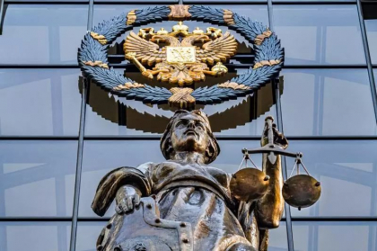 Rusia a amendat Google si Twitter pentru ca n-au sters postari „jignitoare” fata de „statul rus, imnul si drapelul sau” Rusia a amendat Google si Twitter pentru ca n-au sters postari „jignitoare” fata de „statul rus, imnul si drapelul sau”