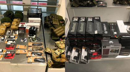 Armamente si accesorii pentru razboi - depistate pe Aeroportul International Chisinau si la vama Leuseni, in bagajele a doi ucraineni. Ce au gasit vamesii - FOTO Armamente si accesorii pentru razboi - depistate pe Aeroportul International Chisinau si la vama Leuseni, in bagajele a doi ucraineni. Ce au gasit vamesii - FOTO