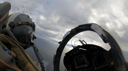 Mai multe avioane rusesti au fost interceptate de fortele NATO dupa ce s-au apropiat periculos de mult de spatiul aerian al Aliantei Mai multe avioane rusesti au fost interceptate de fortele NATO dupa ce s-au apropiat periculos de mult de spatiul aerian al Aliantei