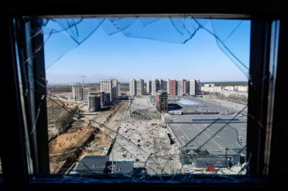 O noua groapa comuna a fost descoperita in regiunea Kiev: Barbatii au fost torturati, apoi impuscati - oficial